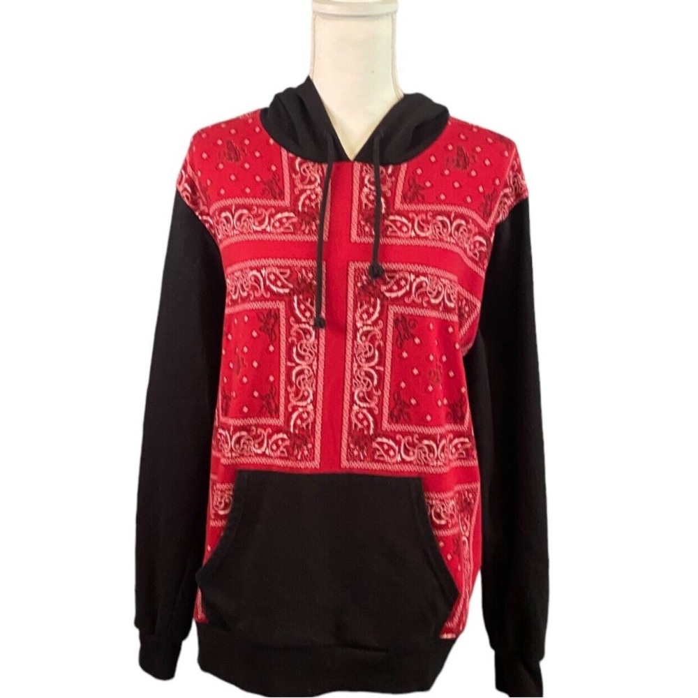 NWT DISNEY LITTLE MERMAID SEBASTIAN PAISLEY HOODIE SET